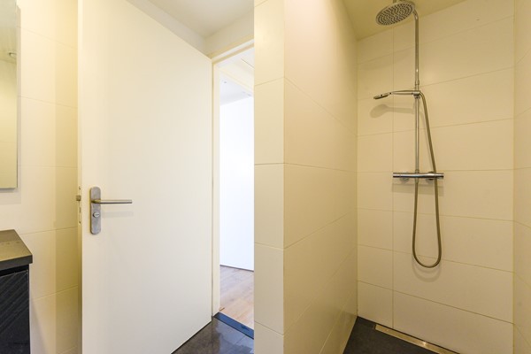 Medium property photo - Voltastraat, 3112 ML Schiedam